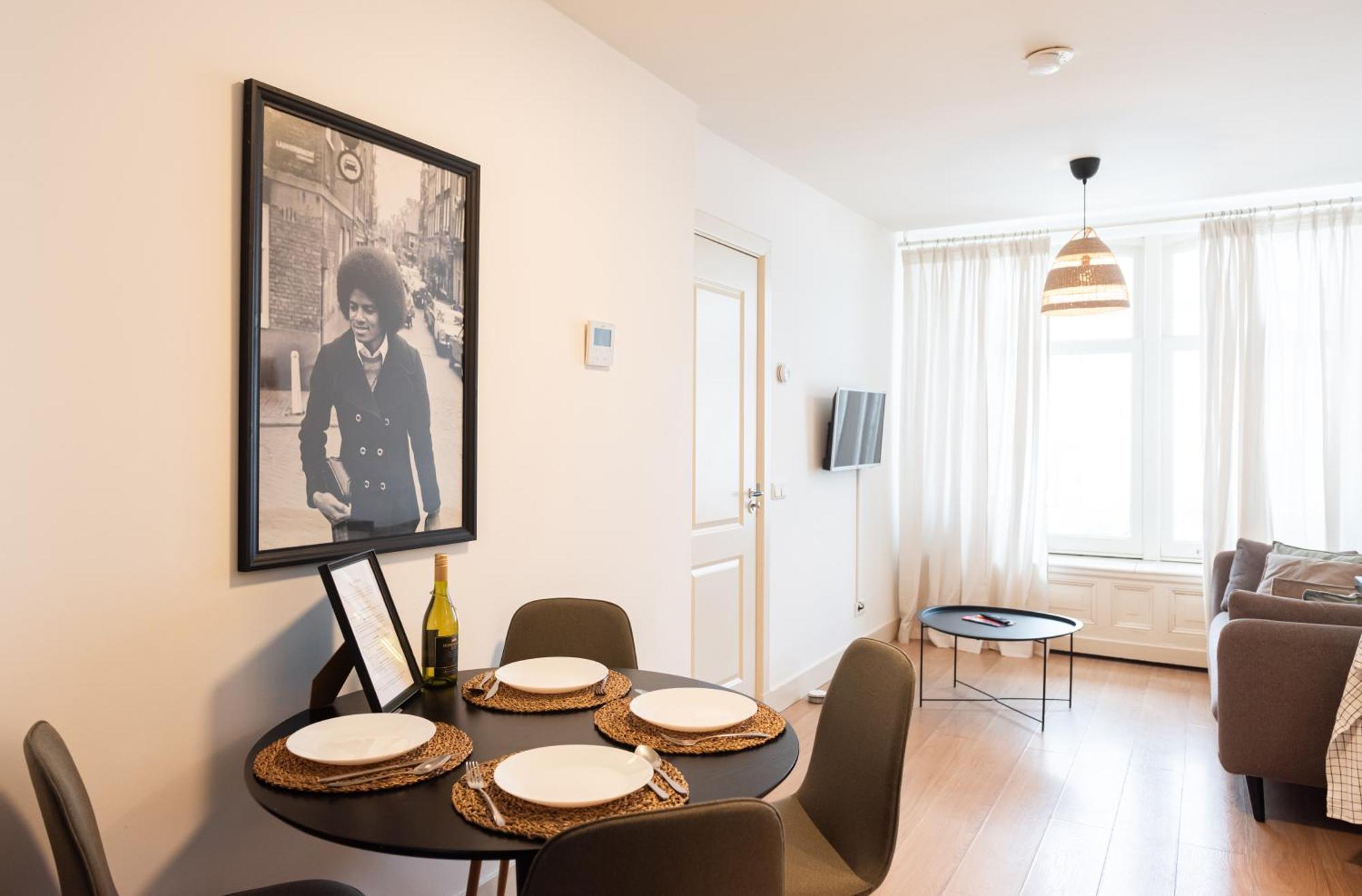 Canal View Apartment อัมสเตอร์ดัม ภายนอก รูปภาพ